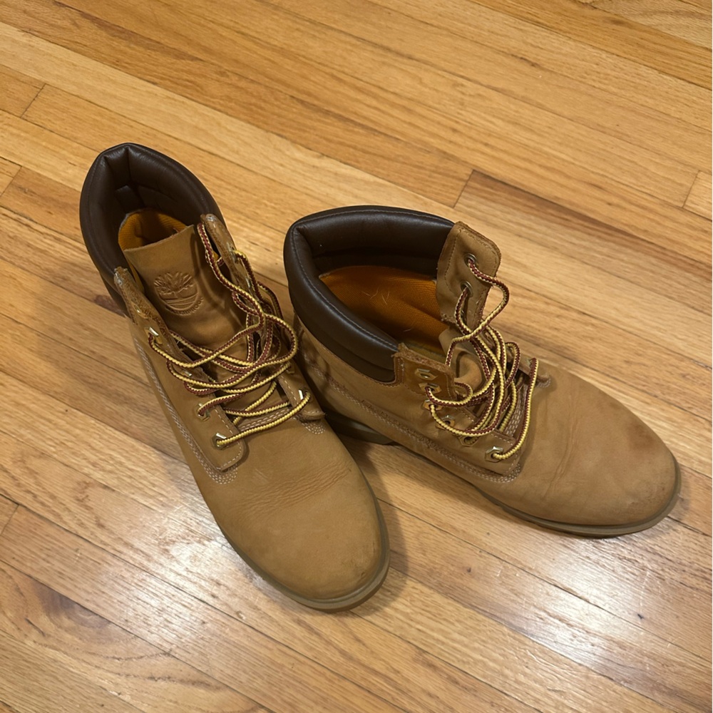 Classic Timberland Tan Leather Boots
